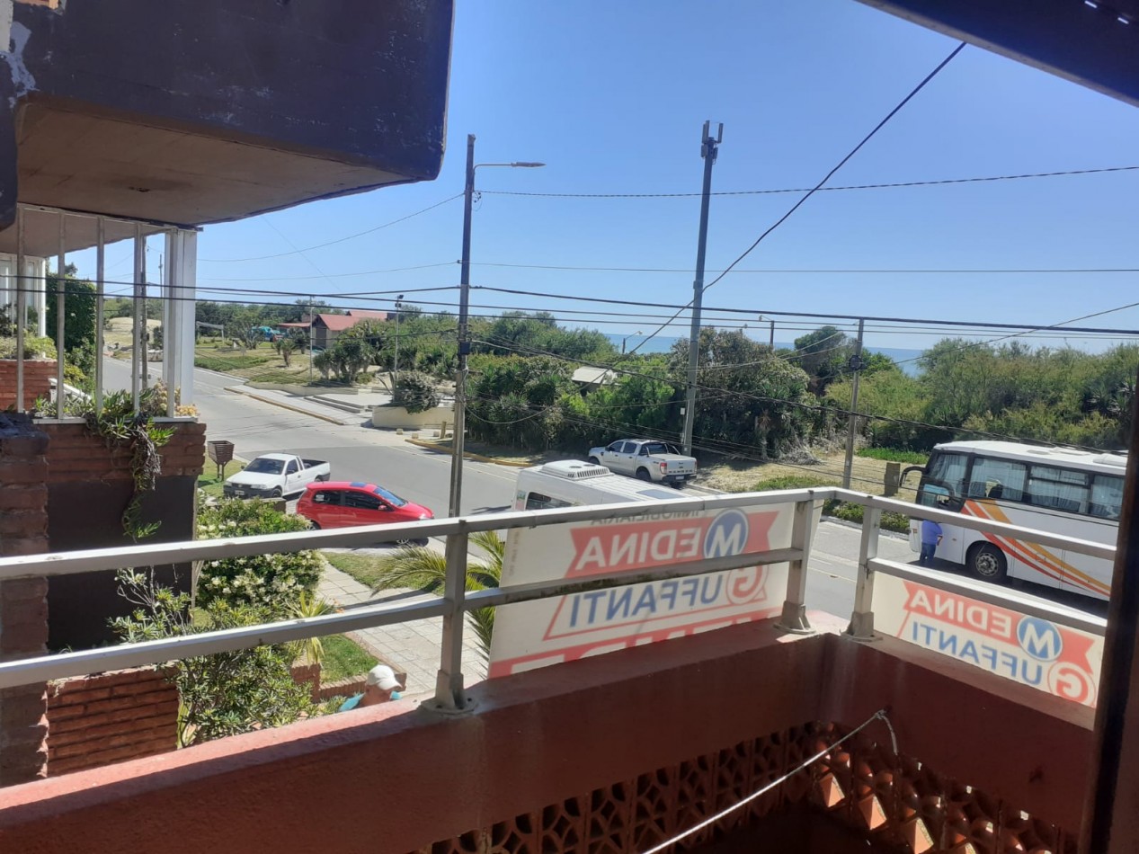 Venta Dpto 3 Amb Frente Al Mar Con Balcon