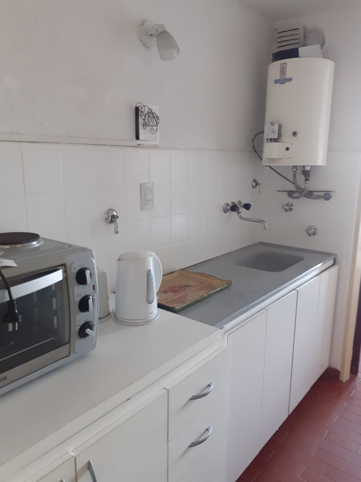 Venta Depto 2 Amb Con Balcon Al Frente Y Cochera Cubierta