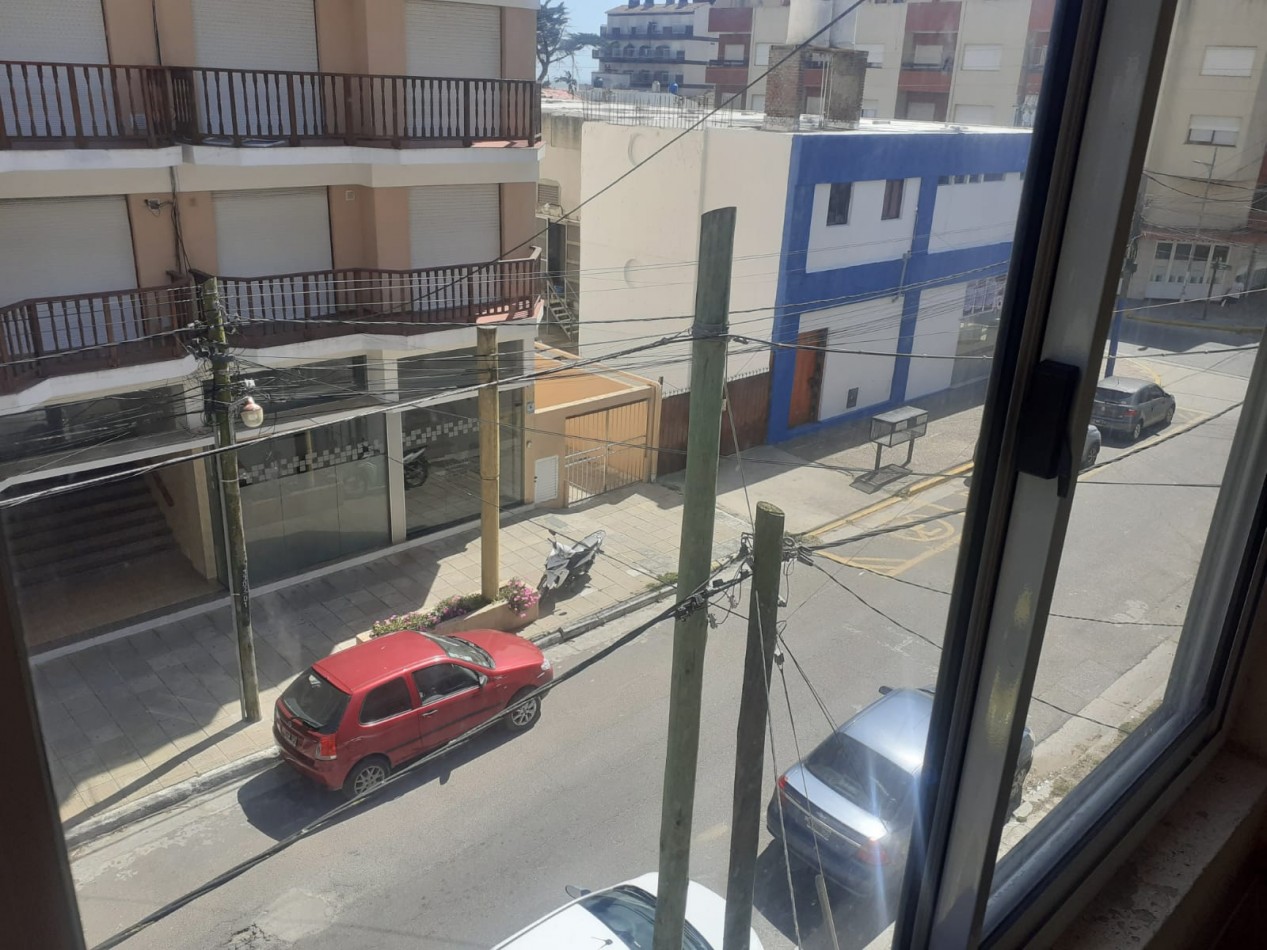 Venta Depto 2 Amb Con Balcon A La Calle A 1 1/2 Cuadra Del Mar