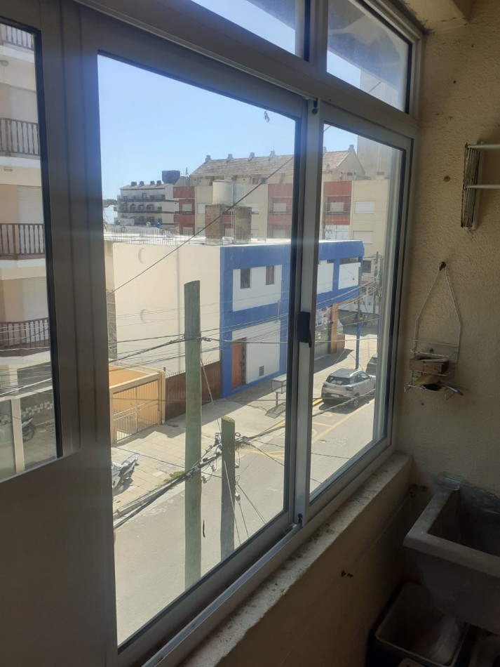 Venta Depto 2 Amb Con Balcon A La Calle A 1 1/2 Cuadra Del Mar