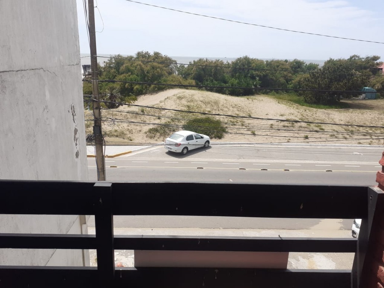 Venta Depto 2 Amb. Con Balcon Frente Al Mar