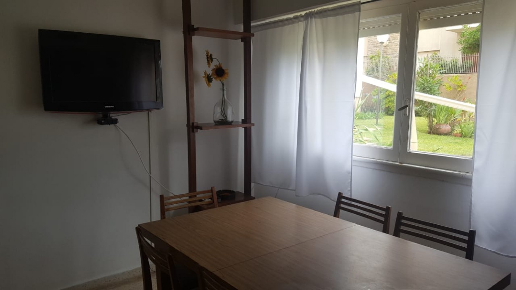 Venta Dpto 3 Amb En Planta Baja Frente Al Mar Con Estacionamiento