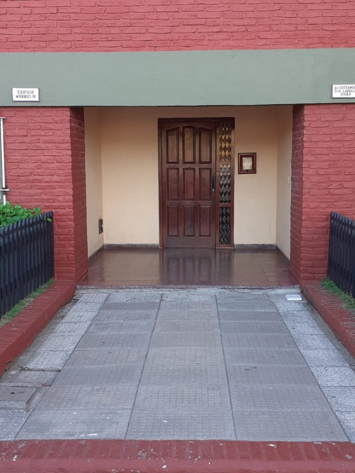 Venta Excelente 2 Amb En Duplex Con Balcon Y Vista Al Mar