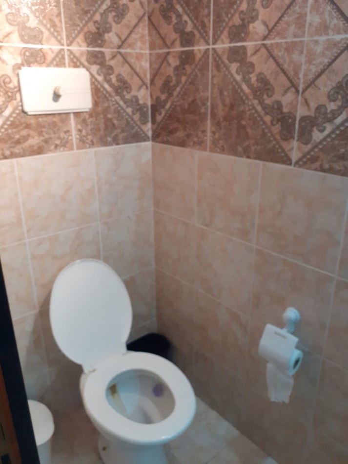 Venta Impecable Duplex Con Patio Y Espacio Vehicular