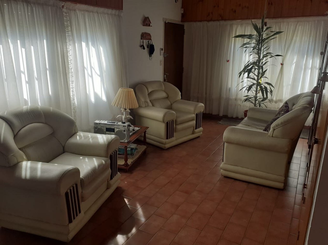 Venta Casa+ Duplex+ Depto En La Lucila Del Mar