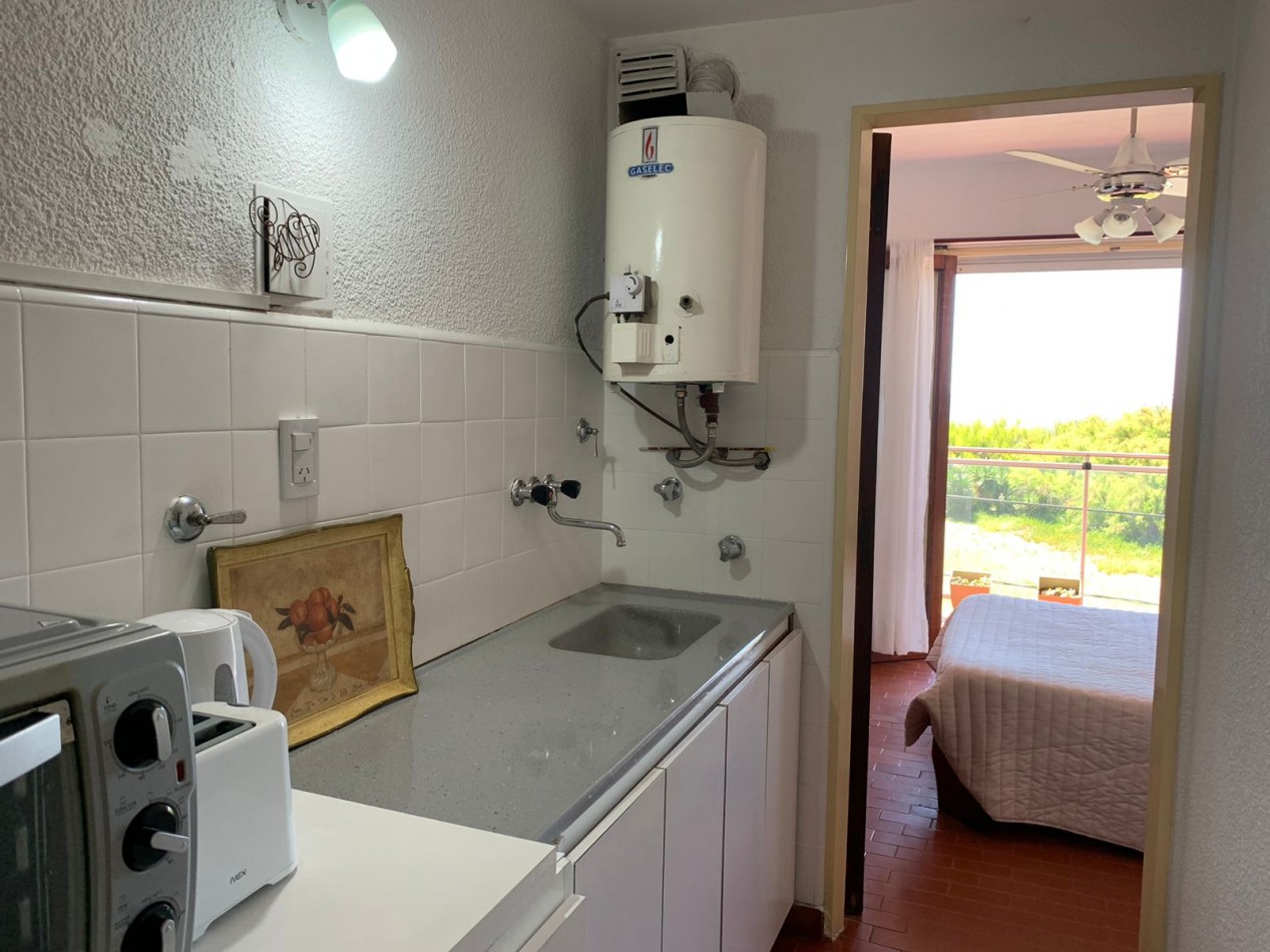 ALQ.TEMP 2 AMB CON WIFI, VISTA AL MAR Y COCHERA CUBIERTA