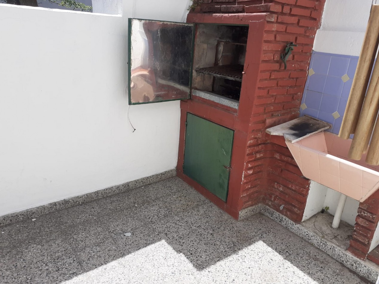 ALQ.TEMP DUPLEX CON WIFI, PARRILLA Y ENTRADA DE AUTO