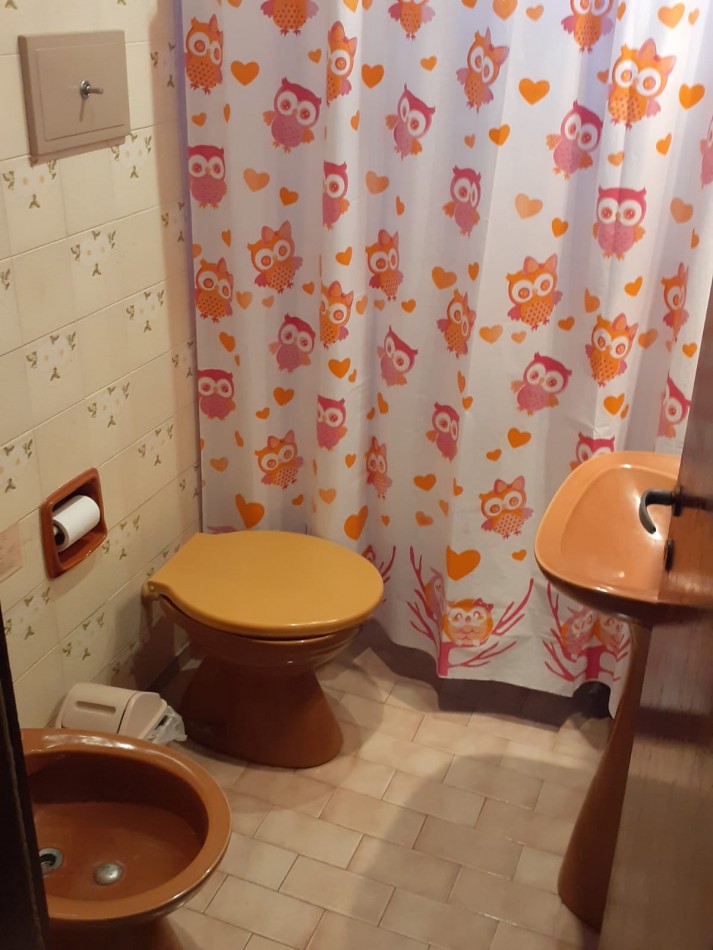 ALQ.TEMP 2 AMB CON COCHERA FRENTE AL MAR CON WIFI