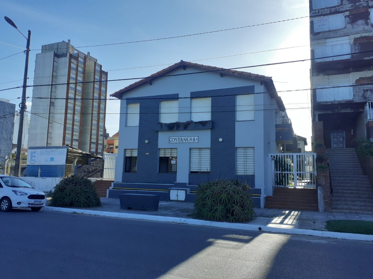 Venta Dpto 3 Amb Frente Al Mar Con Balcon