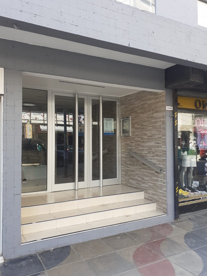 ALQ.TEMP 3 AMB EN PLENO CENTRO A 1 CUADRA DEL MAR