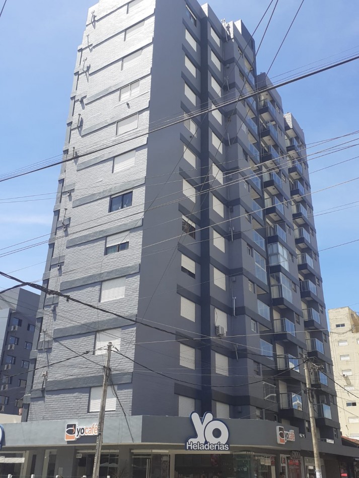 ALQ.TEMP 3 AMB EN PLENO CENTRO A 1 CUADRA DEL MAR