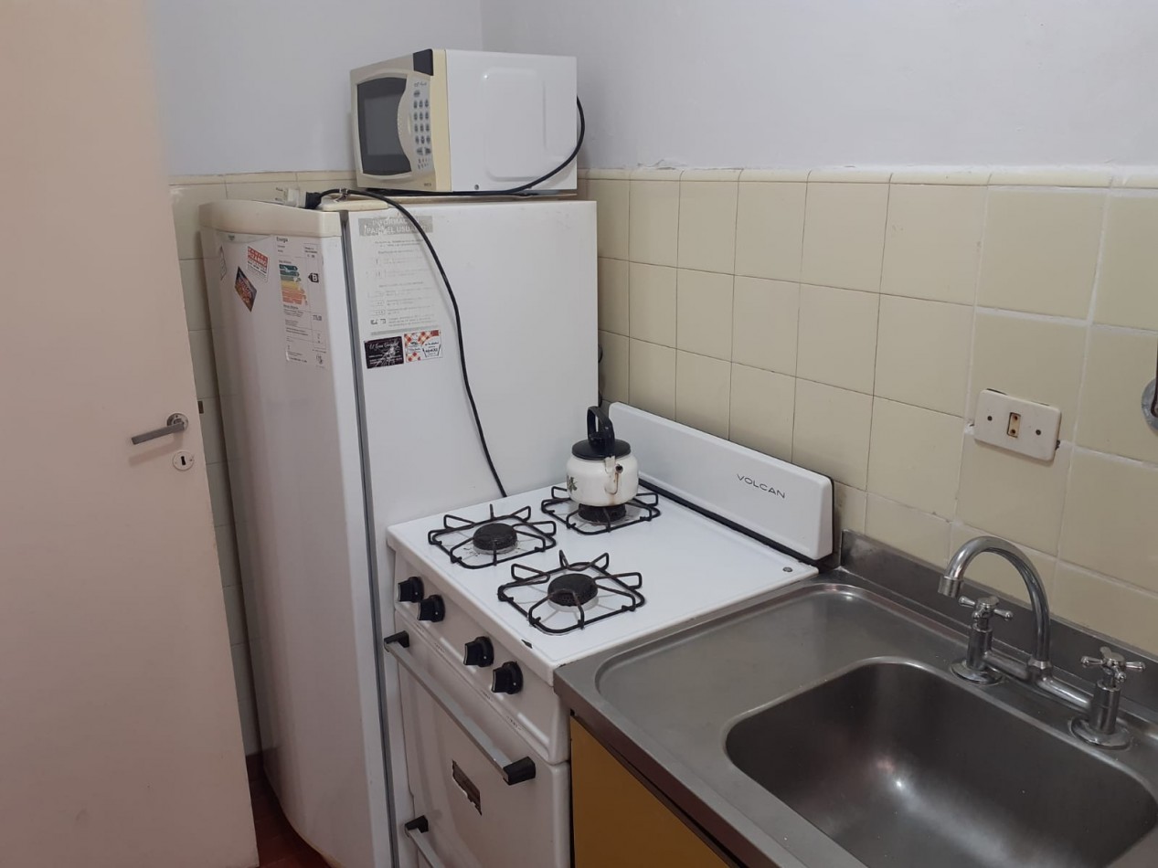 ALQ.TEMP 3 AMB EN PLENO CENTRO A 1 CUADRA DEL MAR