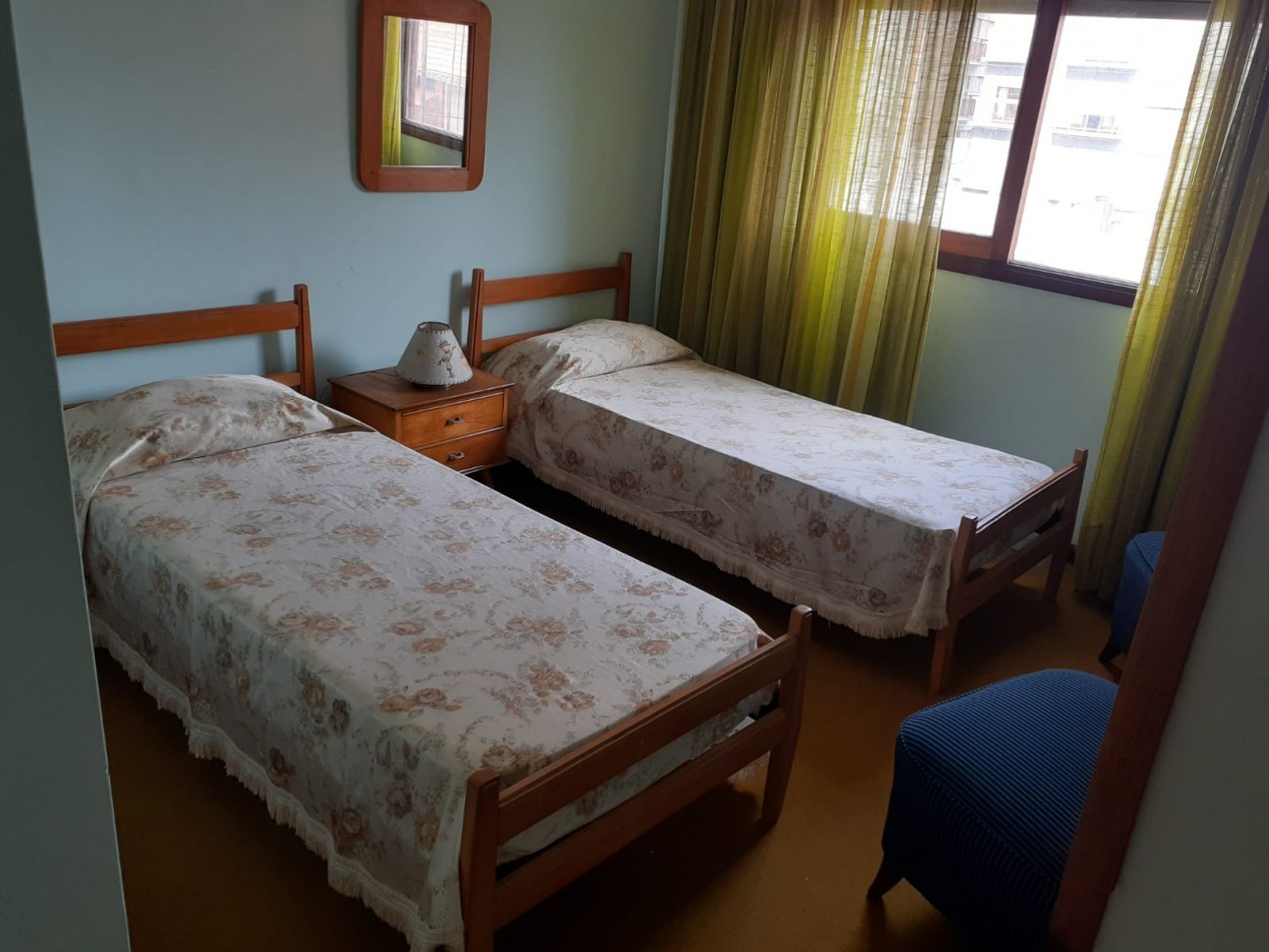 ALQ.TEMP 3 AMB EN PLENO CENTRO A 1 CUADRA DEL MAR