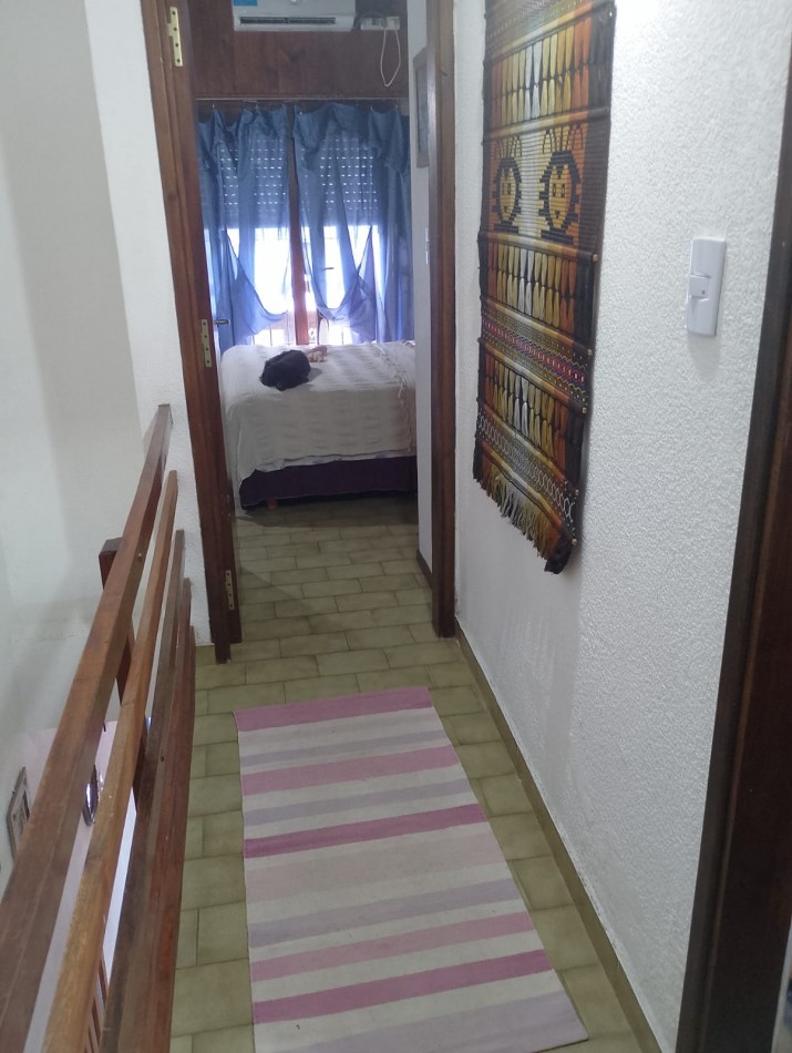 SE VENDE DUPLEX A SOLO 5 CUADRAS DEL MAR EN MUY BUEN ESTADO