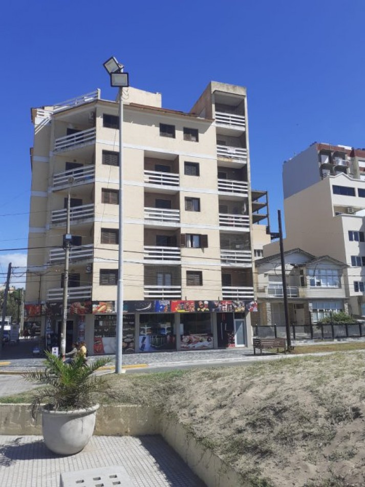 VENTA DEPTO 3 AMB CON IMPECABLE VISTA AL MAR