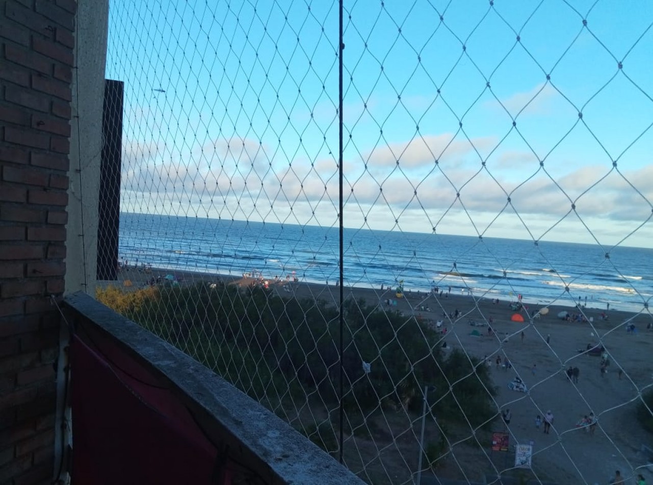 VENTA DEPTO 3 AMB CON IMPECABLE VISTA AL MAR