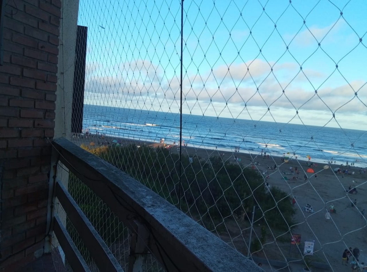 VENTA DEPTO 3 AMB CON IMPECABLE VISTA AL MAR