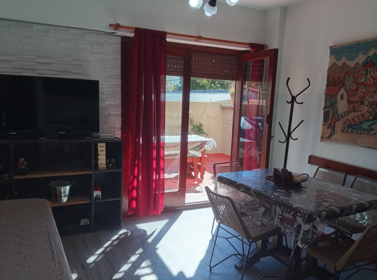 Venta  depto 2 amb con amplio Patio