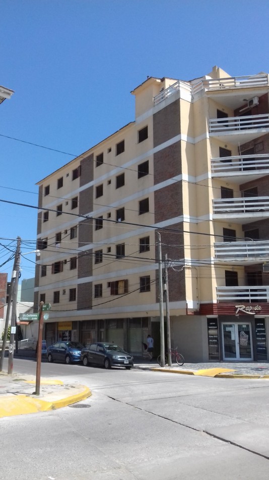 ALQ.TEMP MONOAMB. FRENTE AL MAR Y PLENO CENTRO