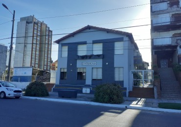 Venta Dpto 3 Amb Frente Al Mar Con Balcon