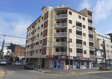 ALQ.TEMP MONOAMBIENTE CON VISTA AL MAR Y WIFI