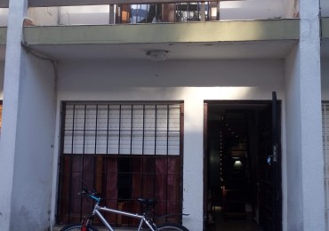 SE VENDE DUPLEX A SOLO 5 CUADRAS DEL MAR EN MUY BUEN ESTADO